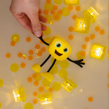 Afbeelding in Gallery-weergave laden, Glo Pals, light up bath characters - Alex