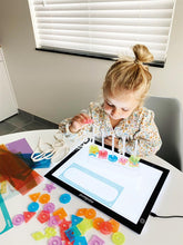 Afbeelding in Gallery-weergave laden, Miniland LightPad, sort &amp; count abacolor