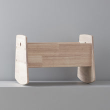 Afbeelding in Gallery-weergave laden, Kid&#39;s Concept, houten poppenwieg