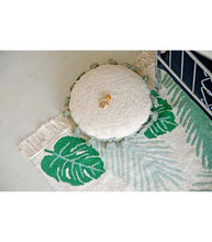Afbeelding in Gallery-weergave laden, Lorena Canals, wasbaar tapijt - tropical green