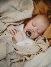 Afbeelding in Gallery-weergave laden, Mushie, swaddle - retro stripes
