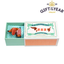 Afbeelding in Gallery-weergave laden, Rex, sausage dog in box