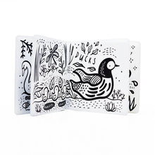 Afbeelding in Gallery-weergave laden, Wee Gallery, badboek - color me pond