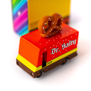 Candylab, houten auto -  Pretzel van
