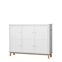 Afbeelding in Gallery-weergave laden, Oliver Furniture - lage 3-deurs kast Wood oak