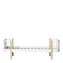 Afbeelding in Gallery-weergave laden, Oliver Furniture - original bed Wood oak