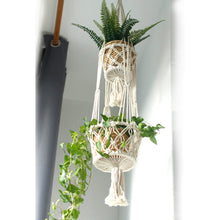 Afbeelding in Gallery-weergave laden, Pura Bali, macramé plantenhanger - double